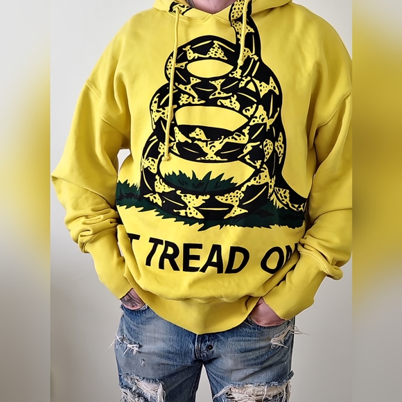 VETEMENTS Don't Tread On Me Hoodie 2019 Rare - Picture 5 of 6